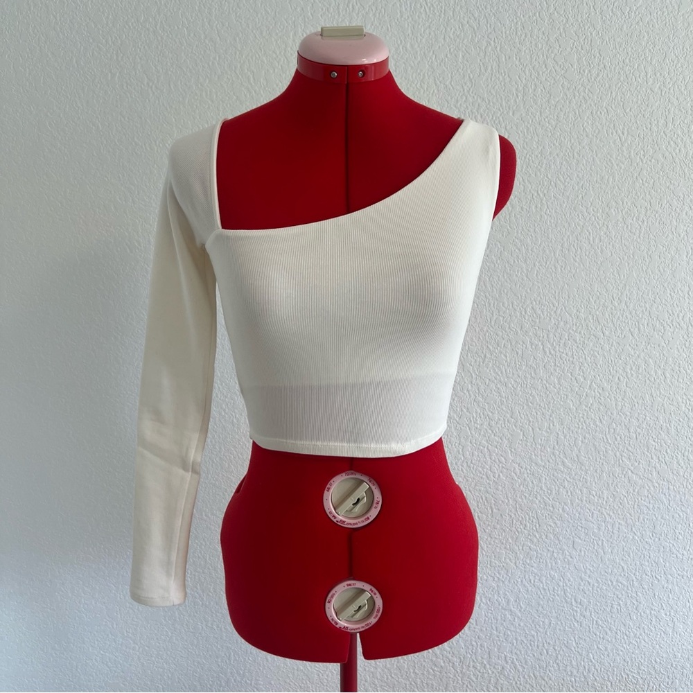Zara Off White Cream One Shoulder Long Sleeve Top Size Small